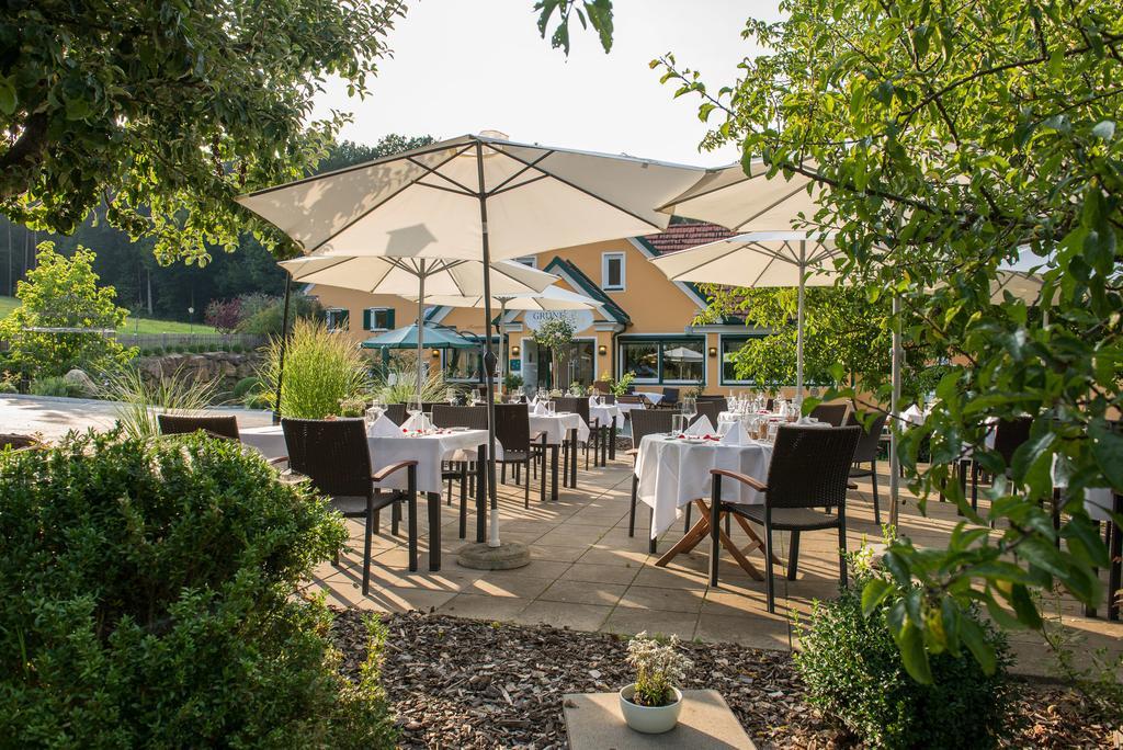 Hotel Restaurant Grune Au Poellau Exterior photo