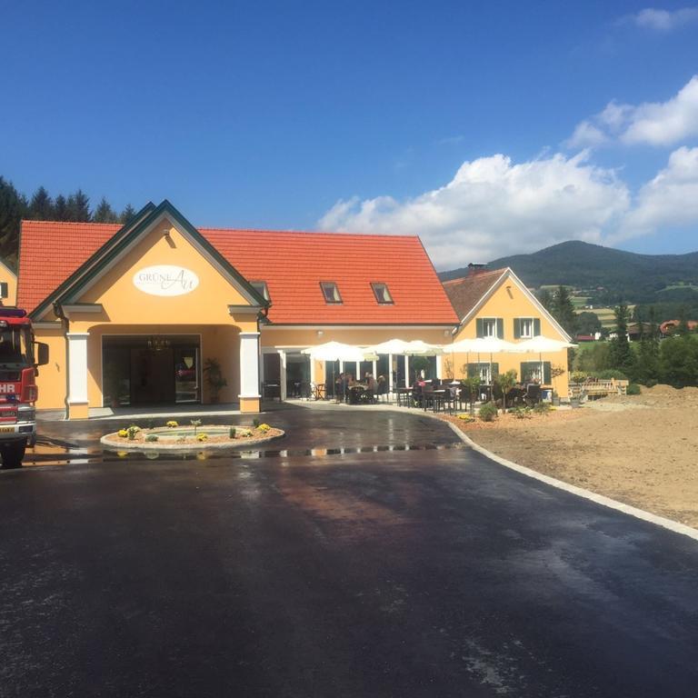 Hotel Restaurant Grune Au Poellau Exterior photo